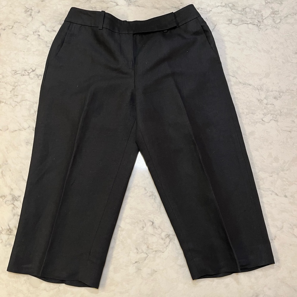Linen Blend Capri Pants